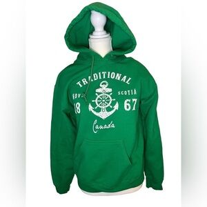 ⭐️ Green hoodie- small
